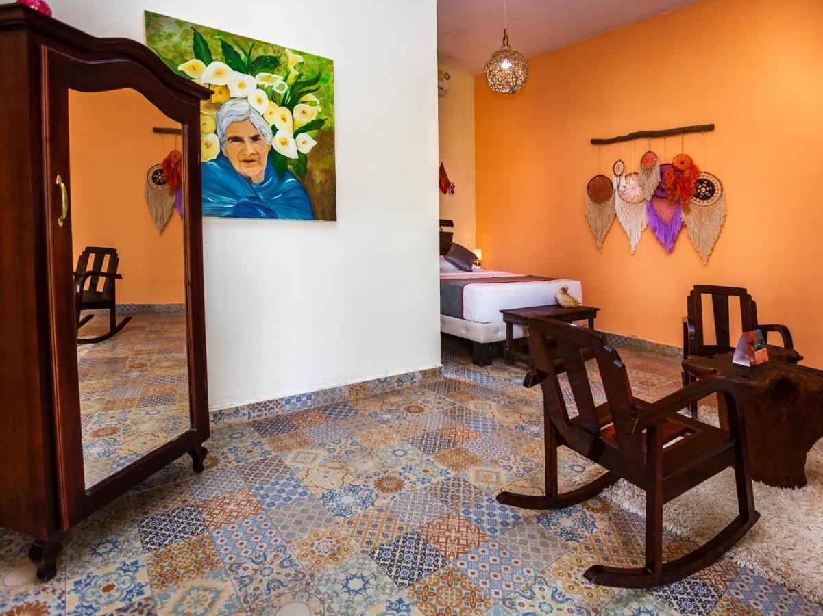 Casa Aluxes Hotel Valladolid  Zewnętrze zdjęcie